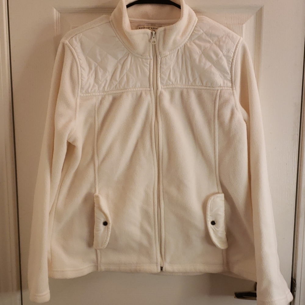 Debbie Morgan White Fleece Size Large